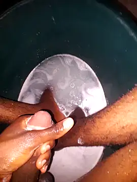 smalldick643 online show from March 1, 2026, 11:01 am