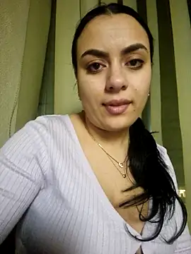 Snapshot of ElyzaIbarra chatting on February 22, 2025, 3:12 am ElyzaIbarra online show from February 22, 2025, 3:12 am