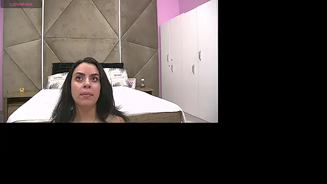 Snapshot of ElyzaIbarra chatting on September 24, 2025, 5:33 am ElyzaIbarra online show from September 24, 2025, 5:33 am