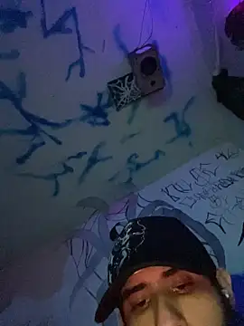 Snapshot of Elvergalarga66622 chatting on December 15, 2025, 12:20 pm Elvergalarga66622 online show from December 15, 2025, 12:20 pm