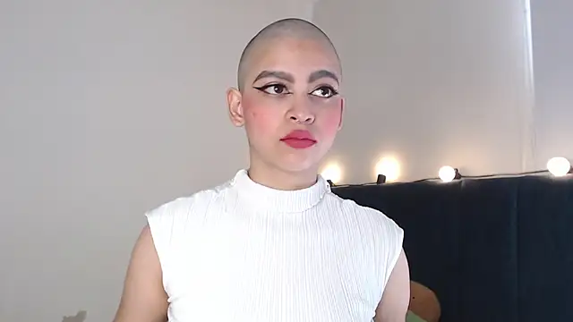 Bitsy Messy online show from January 14, 2025, 5:34 pm