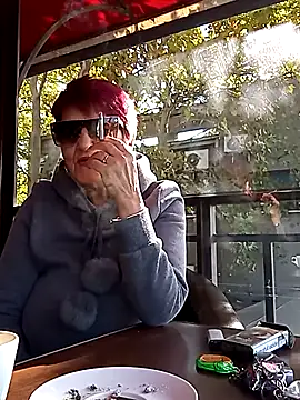 Ely Elenita online show from October 17, 2025, 8:39 am