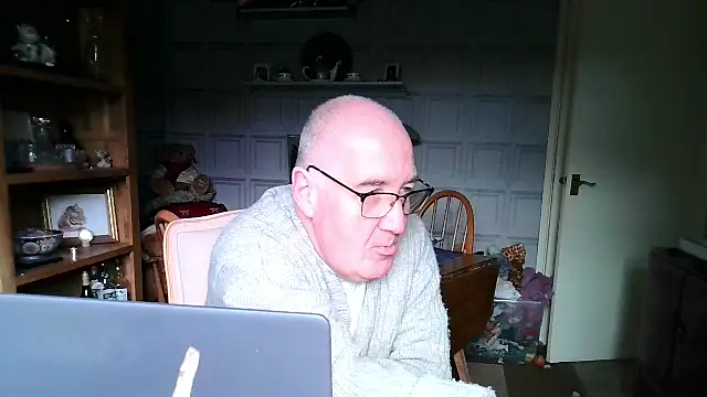 Adamdaddybear online show from January 13, 2025, 12:02 pm