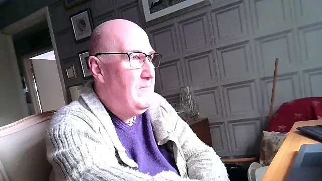 Adamdaddybear online show from March 11, 2025, 2:51 pm