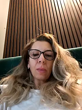 SukyGirl online show from February 1, 2026, 7:18 am