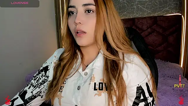 Lucia star   online show from December 19, 2024, 7:18 pm