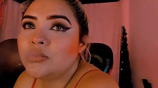 Snapshot of Agatha_humidity chatting on March 16, 2025, 6:09 am Agatha humidity online show from March 16, 2025, 6:09 am