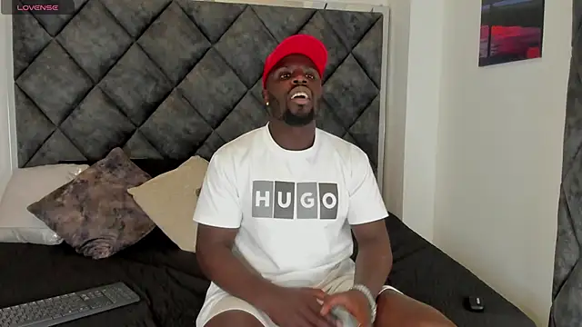 Latrellx7 online show from September 25, 2025, 3:21 am