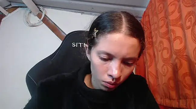 sweetdam12 online show from February 11, 2025, 8:10 pm