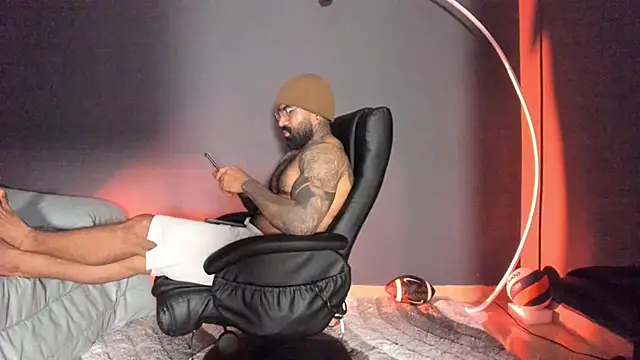 Brock hurn1 online show from March 13, 2025, 11:49 pm