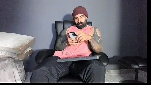 Brock hurn1 online show from September 29, 2025, 12:49 am