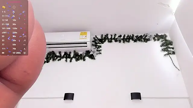 emma curlsss online show from December 19, 2024, 1:51 pm