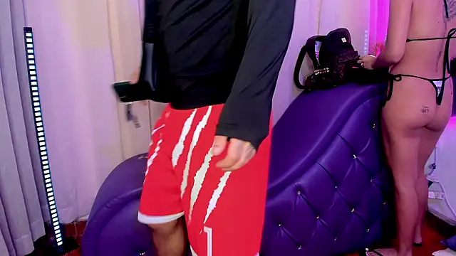 Yourslust  online show from March 3, 2026, 8:04 pm