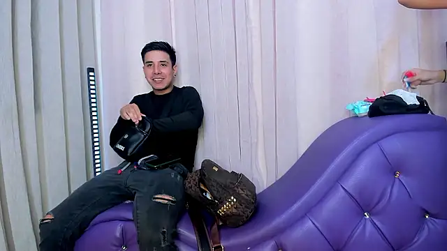 Yourslust  online show from March 7, 2026, 8:06 pm