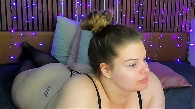 Snapshot of LittleNicole69 chatting on June 29, 2026, 10:26 am LittleNicole69 online show from June 29, 2026, 10:26 am