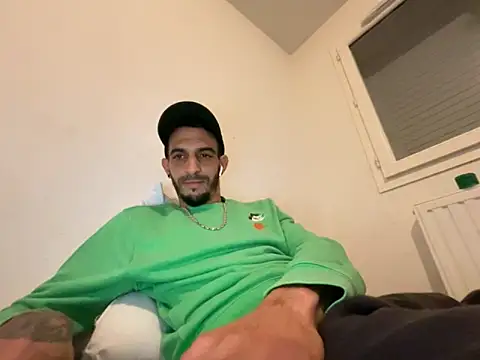 Rebeu313 online show from October 9, 2025, 10:41 pm