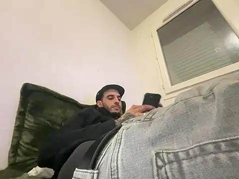 Rebeu313 online show from January 16, 2026, 1:31 am