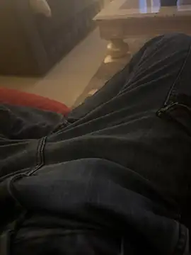 Snapshot of hamed-697 chatting on February 19, 2025, 12:35 am hamed-697 online show from February 19, 2025, 12:35 am