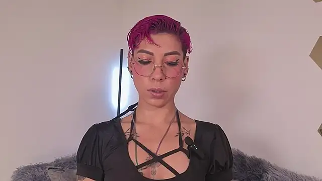 MiaMorgan  online show from November 24, 2025, 1:22 pm