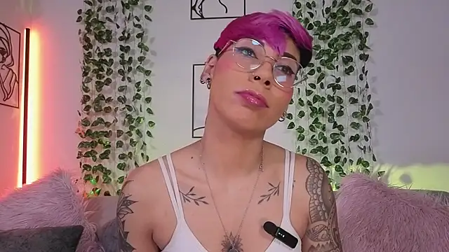 MiaMorgan  online show from March 21, 2026, 1:05 pm