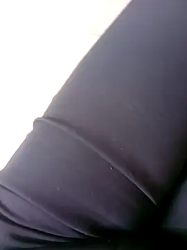 Khaleyssi online show from March 3, 2026, 2:56 pm