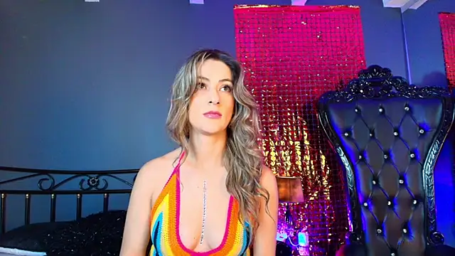 Snapshot of AryTorres_ chatting on October 15, 2025, 10:37 am AryTorres online show from October 15, 2025, 10:37 am