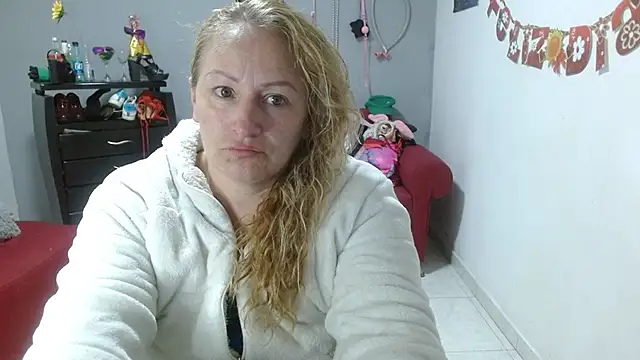 emperabigbootybigass online show from February 28, 2025, 6:41 pm