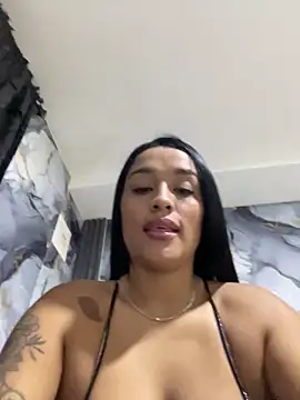 Snapshot of KatalinnaBrown chatting on February 3, 2026, 11:37 am KatalinnaBrown online show from February 3, 2026, 11:37 am