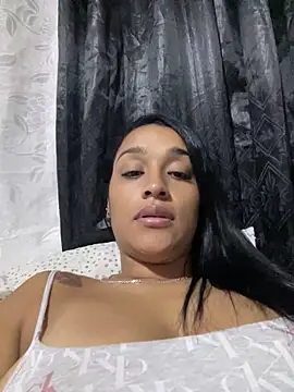 Snapshot of KatalinnaBrown chatting on February 12, 2026, 11:38 am KatalinnaBrown online show from February 12, 2026, 11:38 am