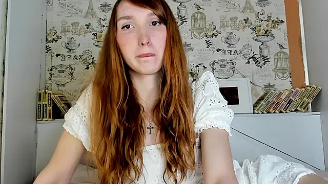 LisaIcon online show from February 21, 2026, 3:40 am