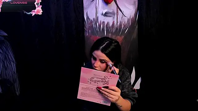 Snapshot of Kylie-fox chatting on October 8, 2025, 11:57 pm Kylie-fox online show from October 8, 2025, 11:57 pm