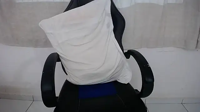 Snapshot of Apollo_21 chatting on September 11, 2025, 1:17 am Apollo 21 online show from September 11, 2025, 1:17 am