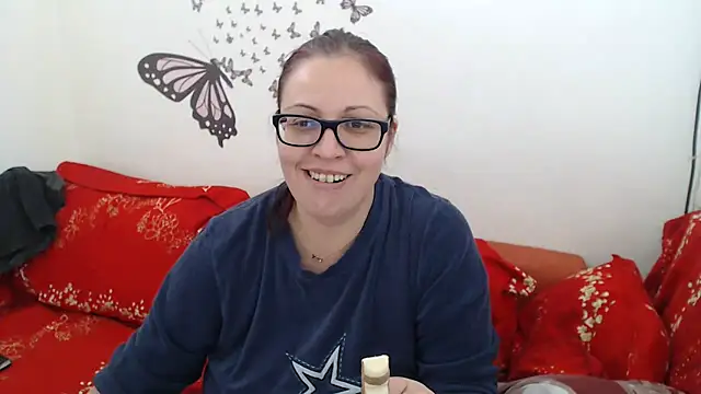 Snapshot of LadyHellene chatting on January 14, 2025, 12:14 pm LadyHellene online show from January 14, 2025, 12:14 pm