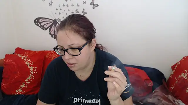 Snapshot of LadyHellene chatting on February 28, 2025, 8:31 am LadyHellene online show from February 28, 2025, 8:31 am