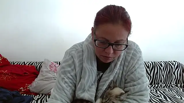 Snapshot of LadyHellene chatting on September 28, 2025, 7:47 am LadyHellene online show from September 28, 2025, 7:47 am