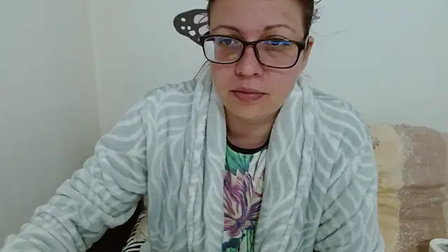 Snapshot of LadyHellene chatting on March 2, 2026, 5:08 am LadyHellene online show from March 2, 2026, 5:08 am