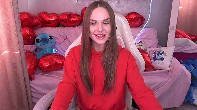 KiraGrayy online show from February 9, 2026, 1:48 pm