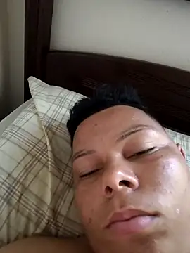 putoso031 online show from March 4, 2025, 10:46 am