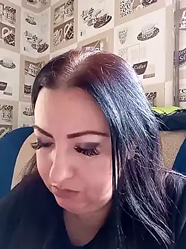 Veronica-Celie online show from January 3, 2025, 11:25 am