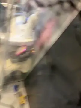 lescro95  online show from March 31, 2026, 4:29 pm