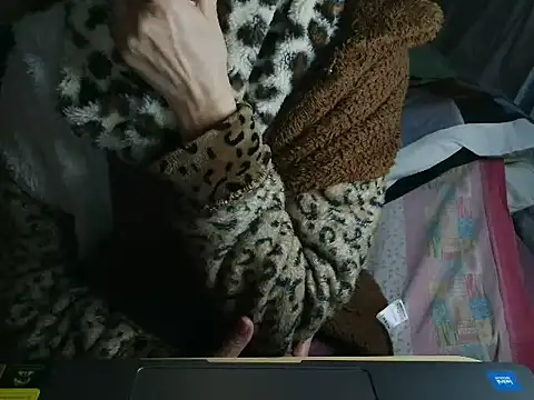 VeneRed online show from March 26, 2026, 11:10 pm