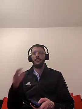 casualtimepassenger online show from January 3, 2025, 6:35 pm