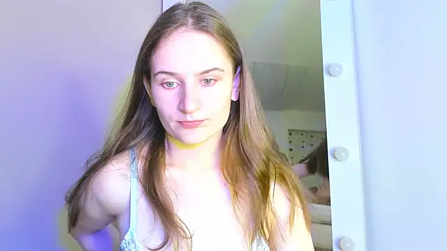 Snapshot of L1ittle_kitty_ chatting on October 10, 2025, 5:39 am L1ittle kitty  online show from October 10, 2025, 5:39 am