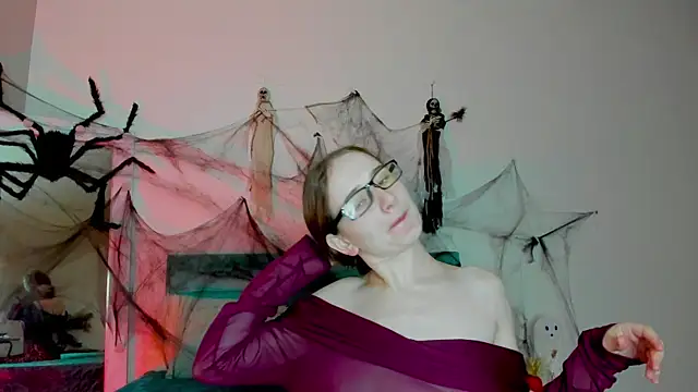 Snapshot of L1ittle_kitty_ chatting on October 25, 2025, 5:37 am L1ittle kitty  online show from October 25, 2025, 5:37 am