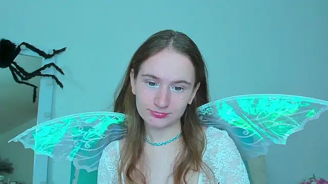 L1ittle kitty  online show from November 9, 2025, 6:33 am