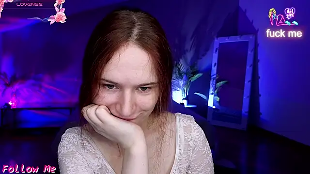 L1ittle kitty  online show from April 7, 2026, 4:46 am