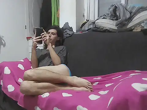 Snapshot of Just_Gabriella chatting on March 9, 2025, 4:33 pm Just Gabriella online show from March 9, 2025, 4:33 pm