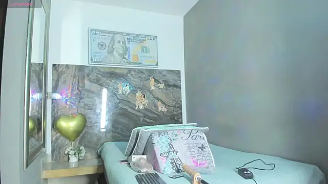 cloee-rabbyt online show from March 4, 2025, 12:12 pm