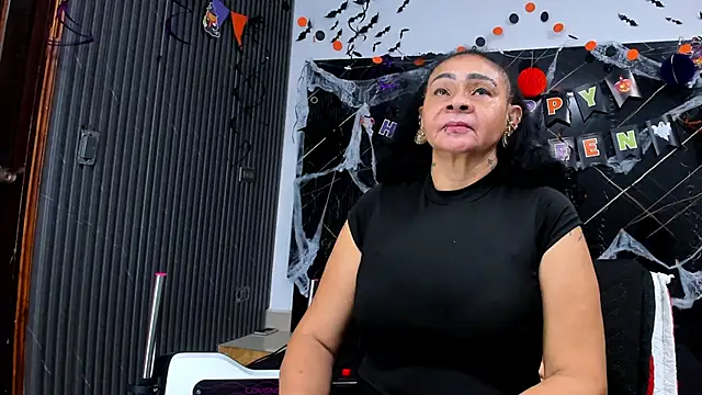 cloee-rabbyt online show from November 4, 2025, 11:20 am