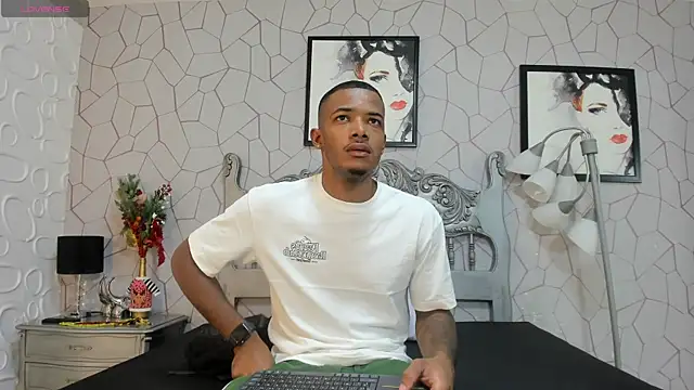 Snapshot of jackmacson chatting on January 9, 2025, 12:09 pm jackmacson online show from January 9, 2025, 12:09 pm